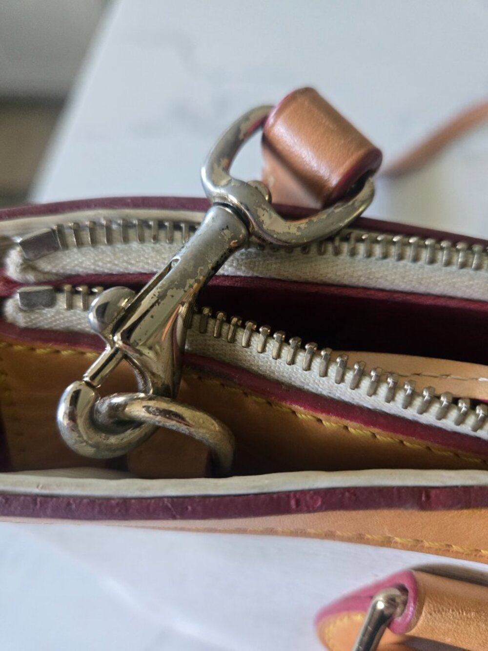 DOONEY & BOURKE - Picture 16 of 16